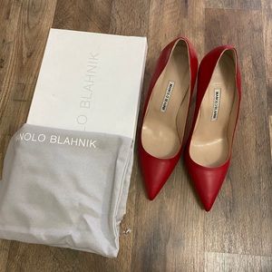 Manolo Blahnik BB Leather Pumps